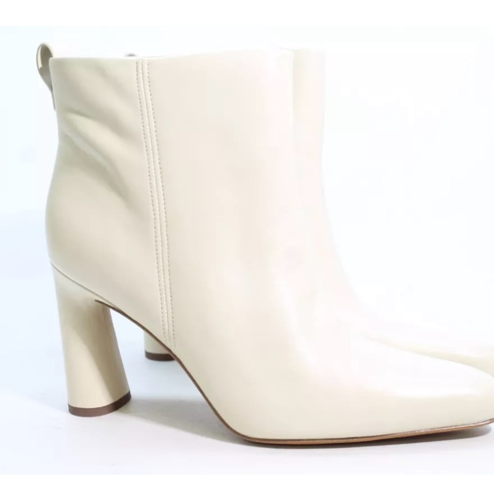 Vince Hillside Moonlight White Cream Leather Booties New 9M